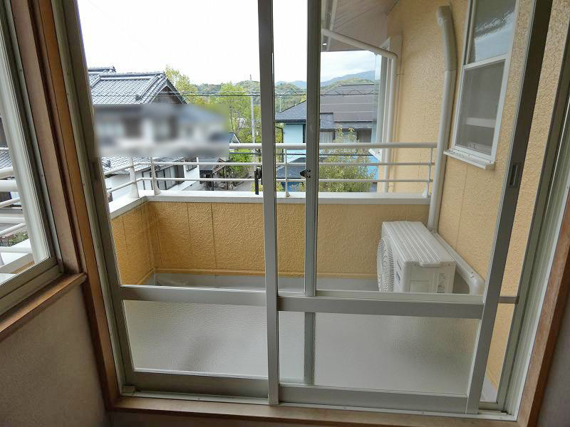 ホールよこのベランダ